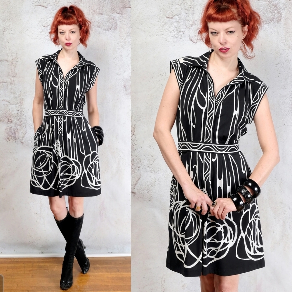 BCBG Black and White Stretchy Midi/ Mini Dress size Medium